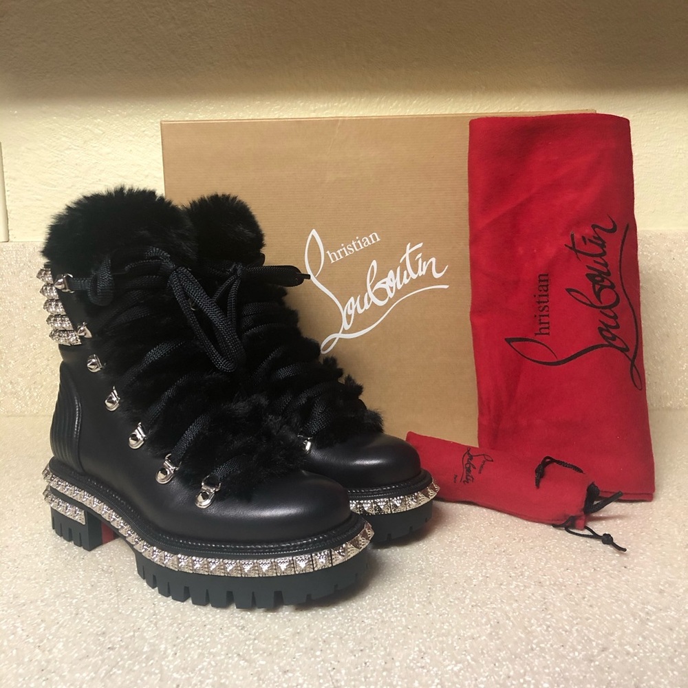 - Christian Louboutin Yeti Studded Boot Black 35 / 5